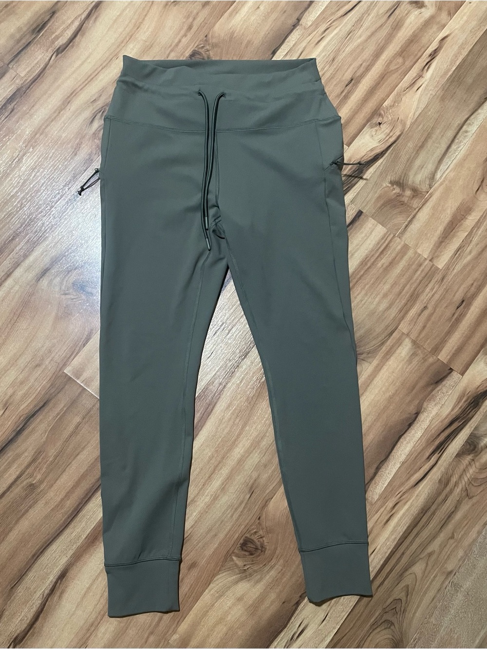 Avalanche Women's Olive Green Slim Fit Hybrid Joggers Size L